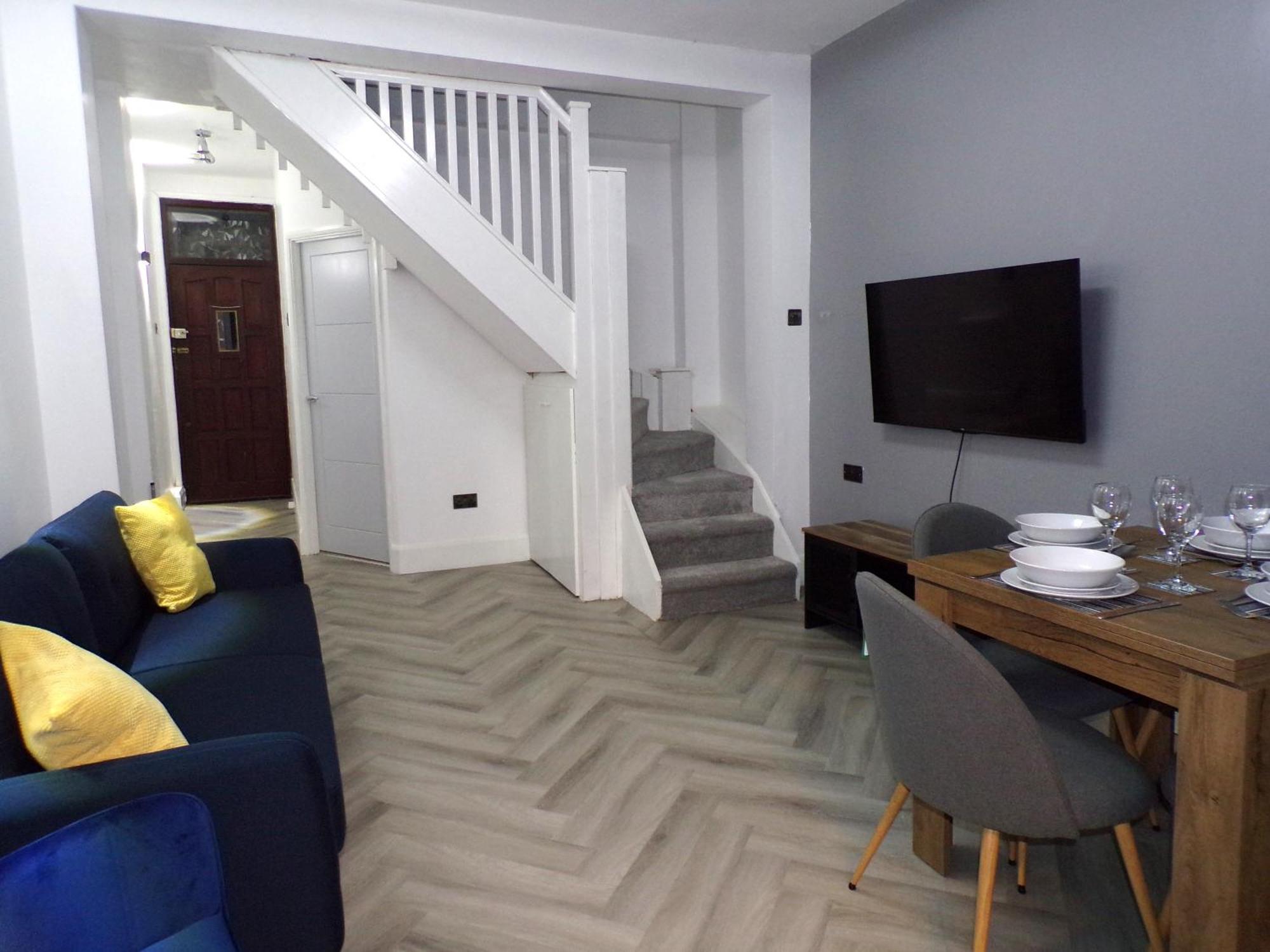 Hazelhurst House - 4 Bedrooms 2 Bathrooms Stoke-on-Trent Dış mekan fotoğraf